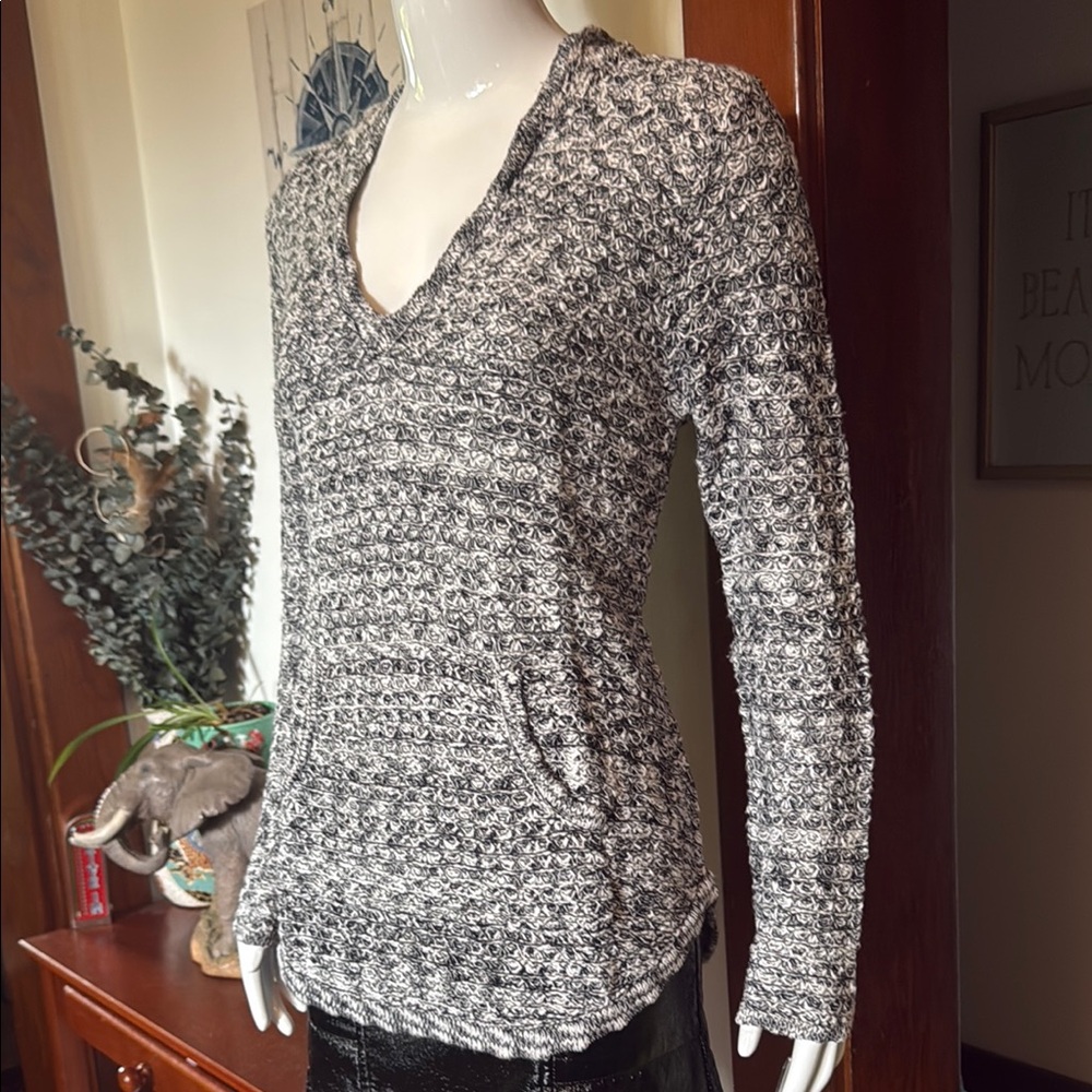NWT Style&Co size small Black and White mesh Knit Sweater